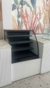 Buy ثلاجة عرض للمشروبات والحلويات 