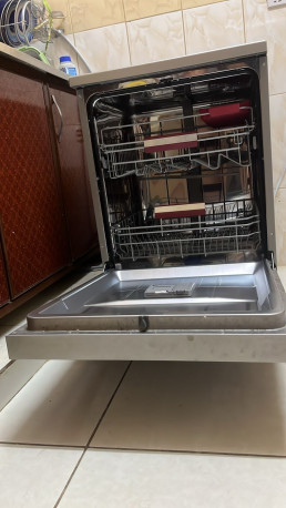 Buy Toshiba Free-Standing Dishwasher (14 Place Settings, 6 Programs) DW-14F1(S)