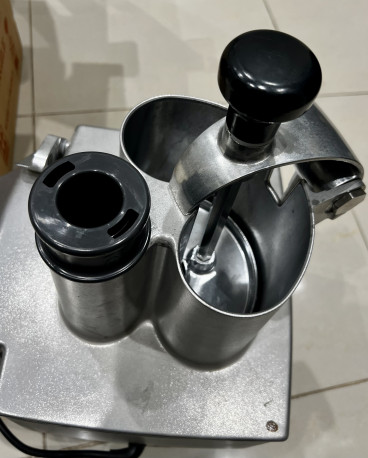 Buy محضرة طعام احترافية من Robot Coupe موديل CL50E